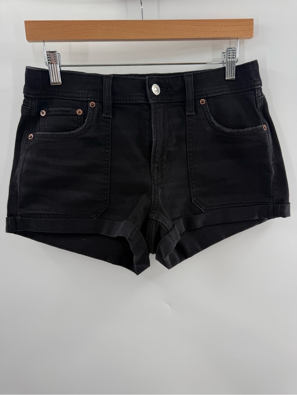 American Eagle Easy Shortie Black Wash Stretch Waistband Jean Shorts Size 0 - Picture 2 of 11